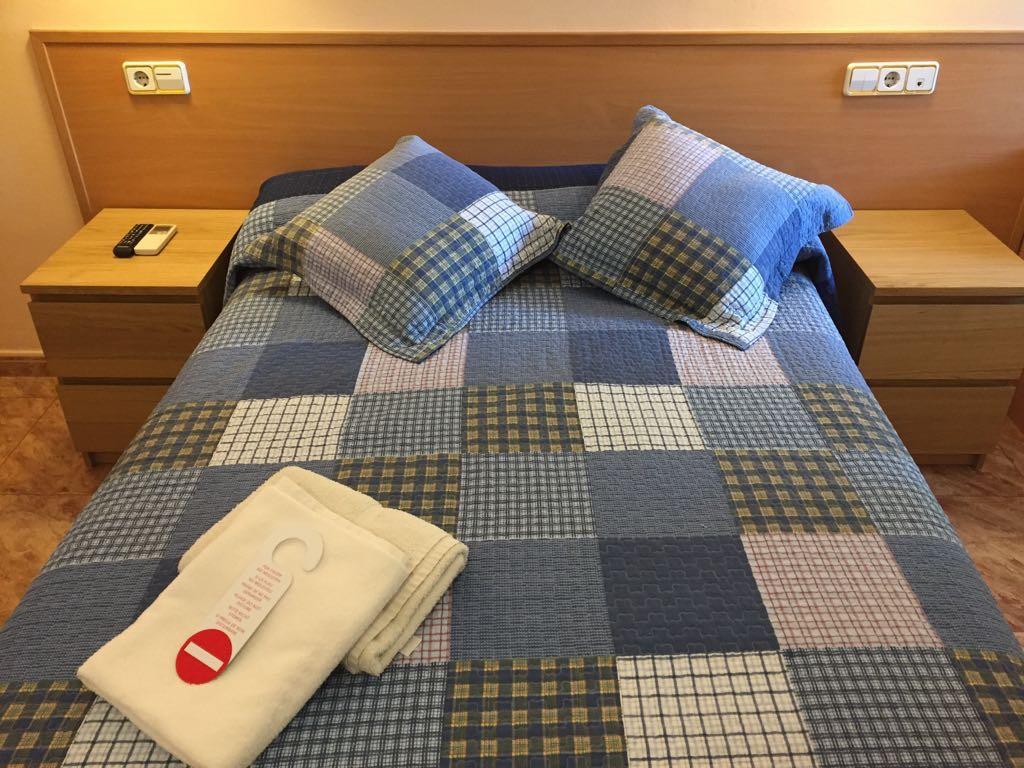 โอสตัล ริโอ เด กาสโตร Hotel บาร์เซโลนา ภายนอก รูปภาพ